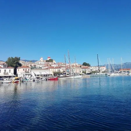 アパート Cosy House In Galaxídhion